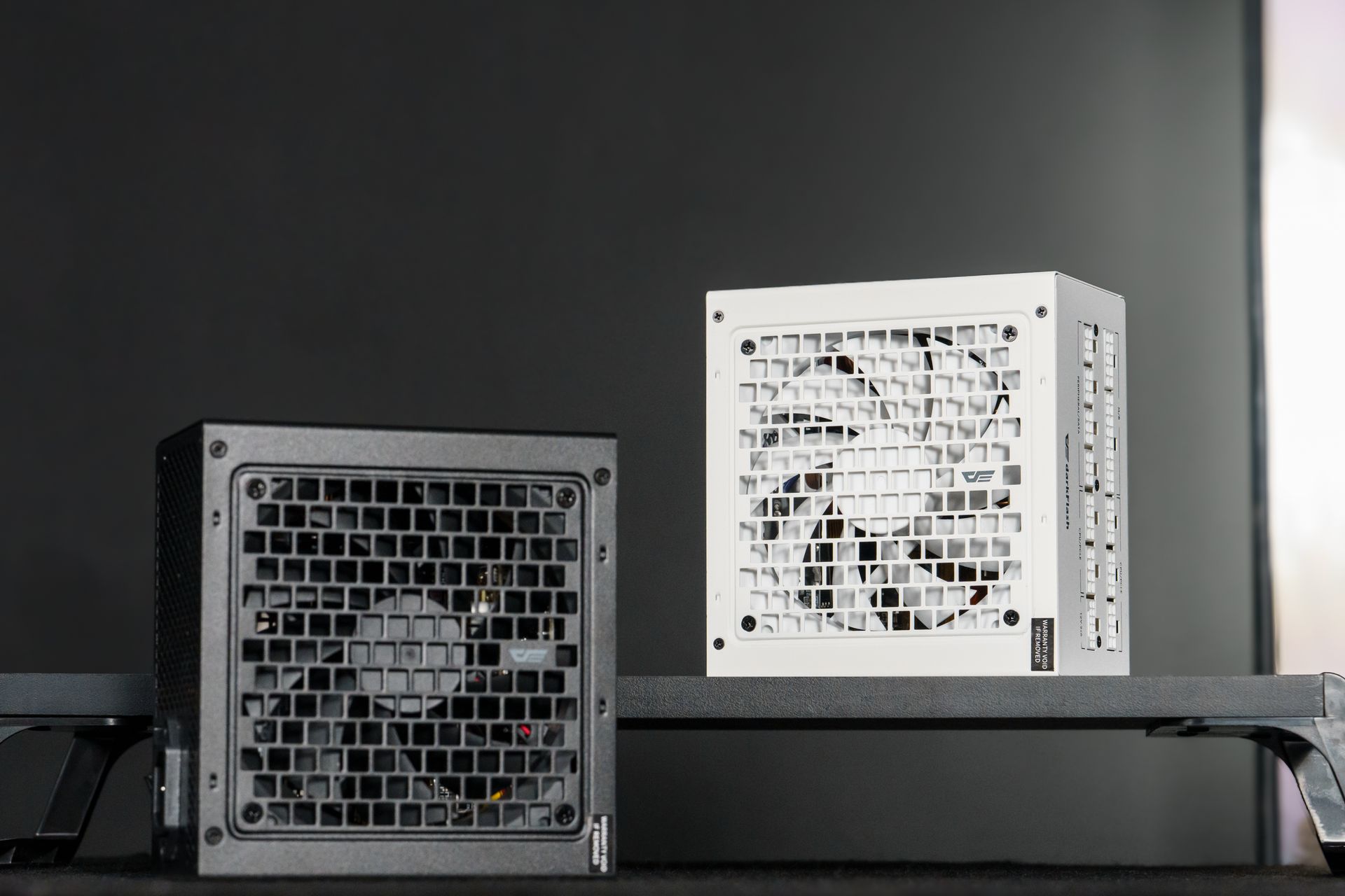 PMT 750W 電源供應器