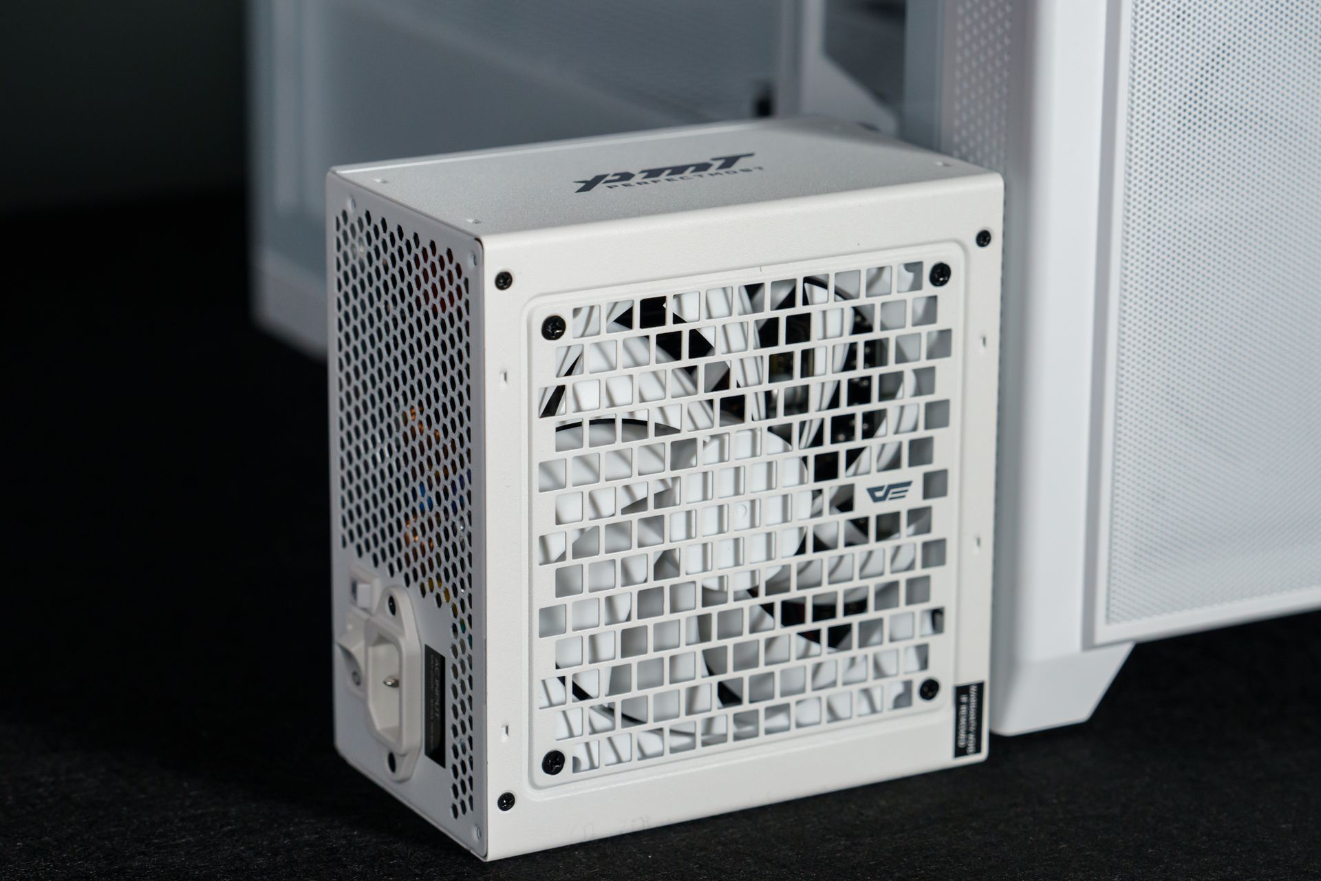PMT 850W 電源供應器