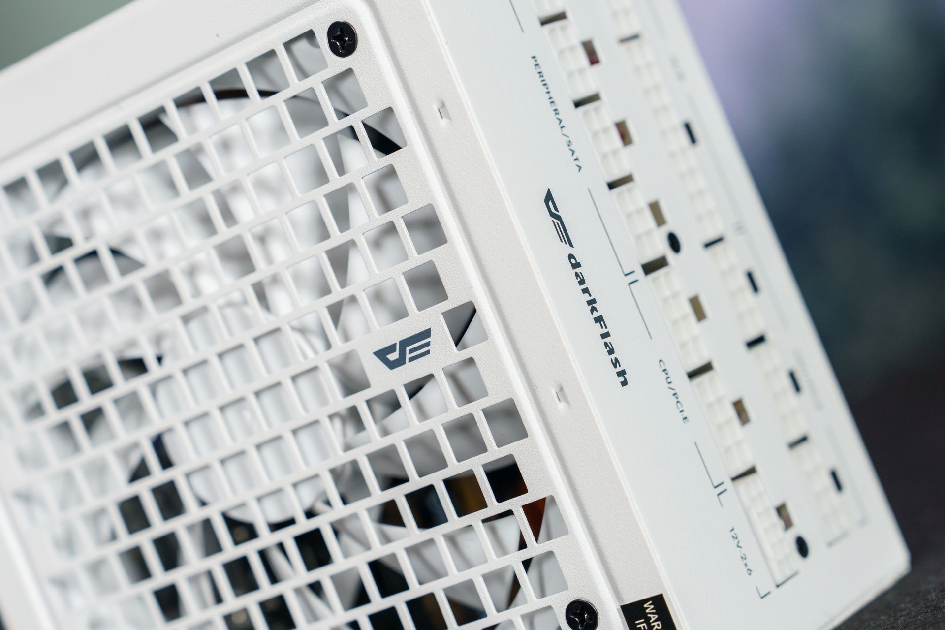 PMT 850W 電源供應器