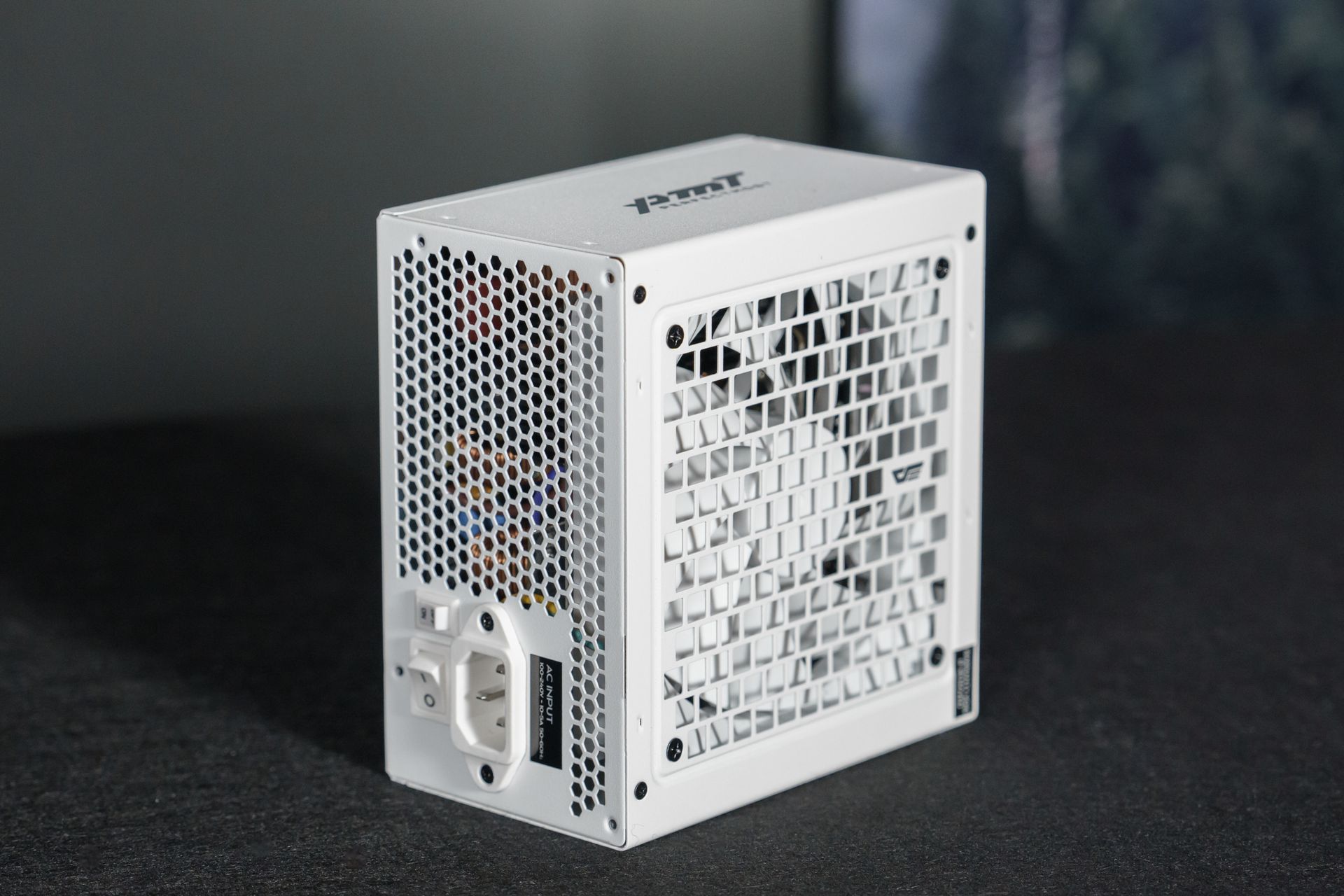 PMT 850W 電源供應器