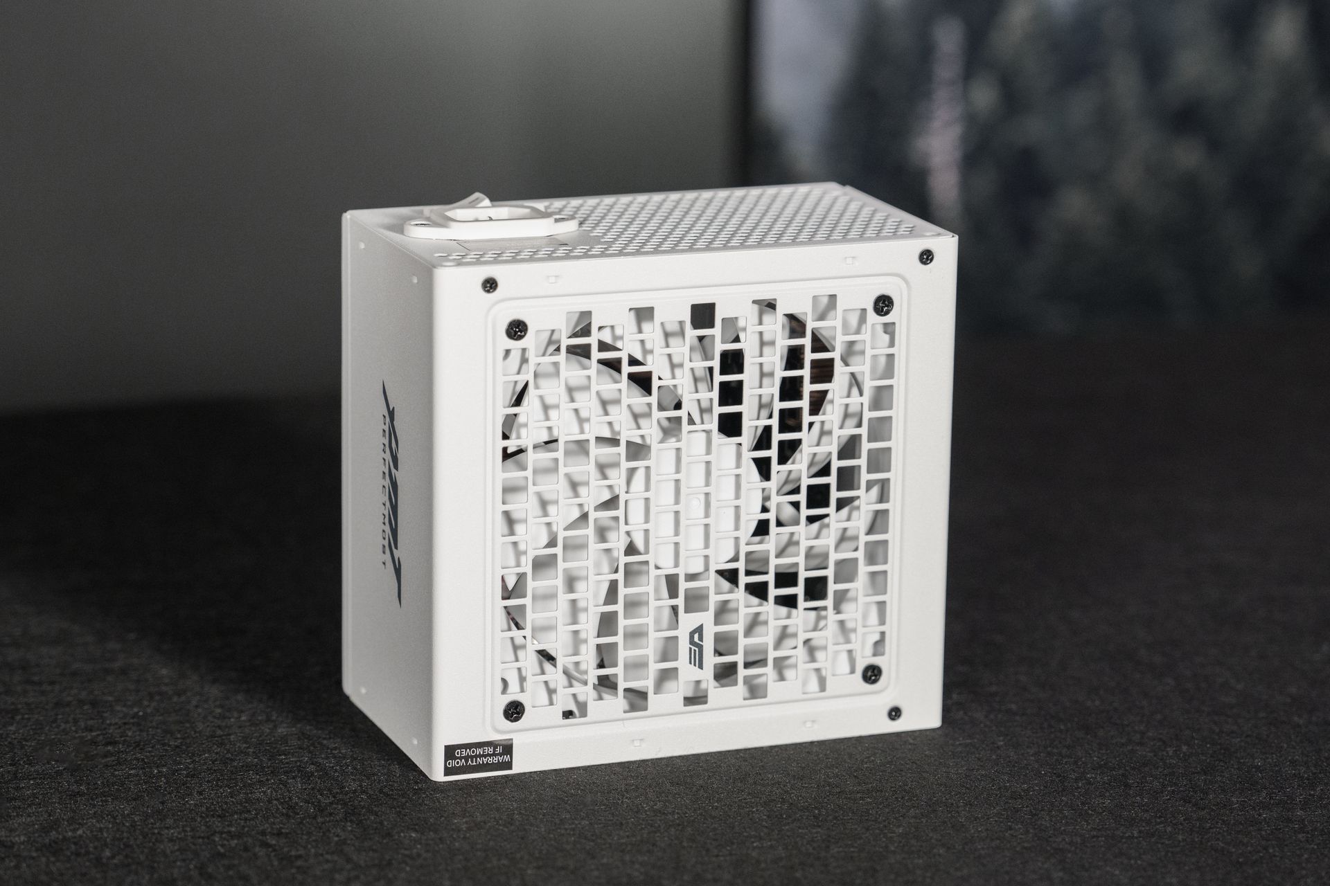PMT 850W 電源供應器