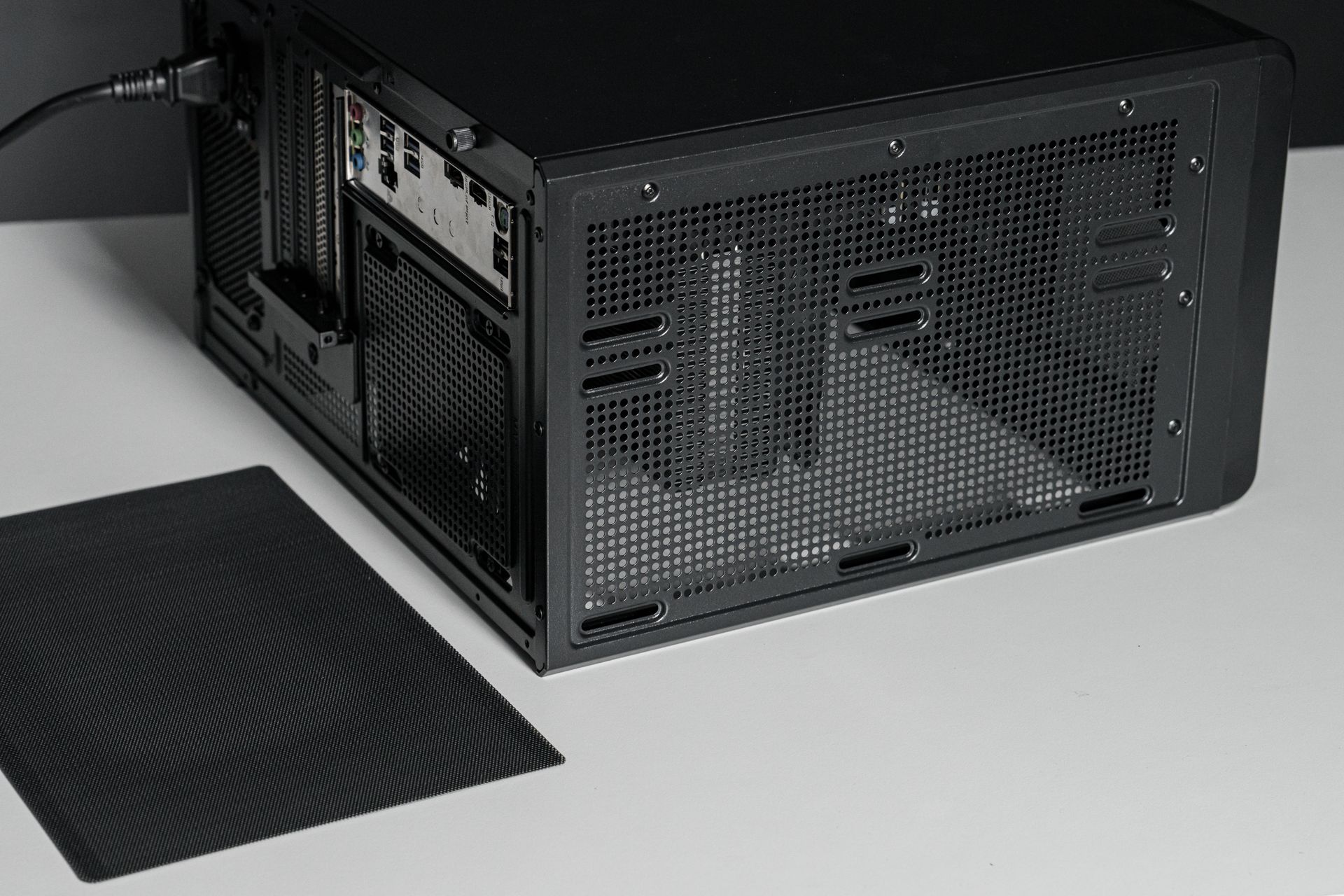 MOTI Mini 鏡之小島 網孔版 機殼