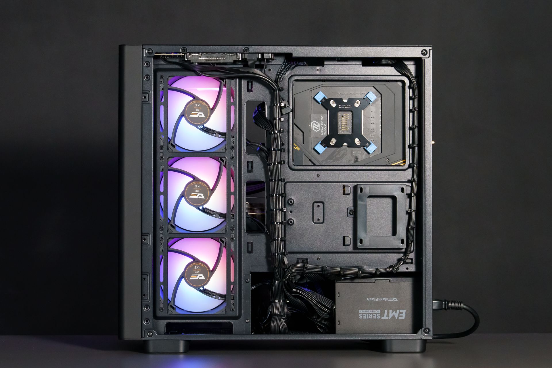 DS900G 一體式全景曲面玻璃機殼