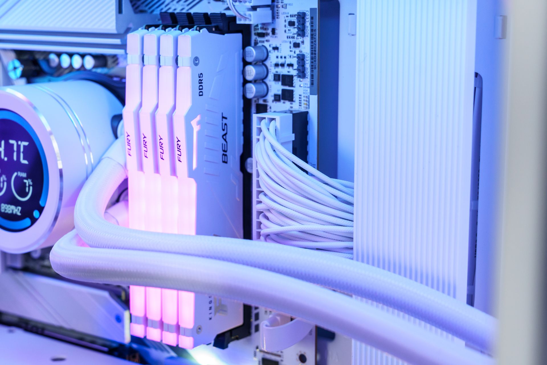 GAMFORCE2025 DN360D 冰旋峰 LCD 360mm (數位顯示屏)