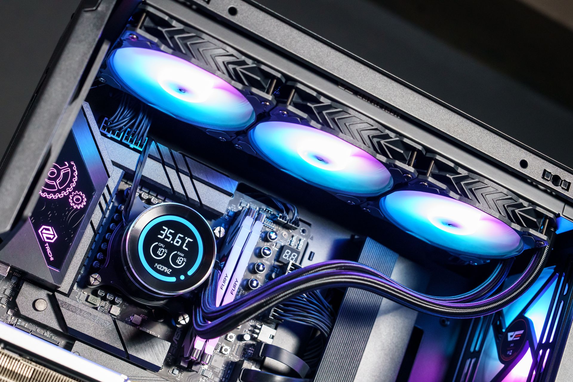 GAMFORCE2025 DN360D 冰旋峰 LCD 360mm (數位顯示屏)