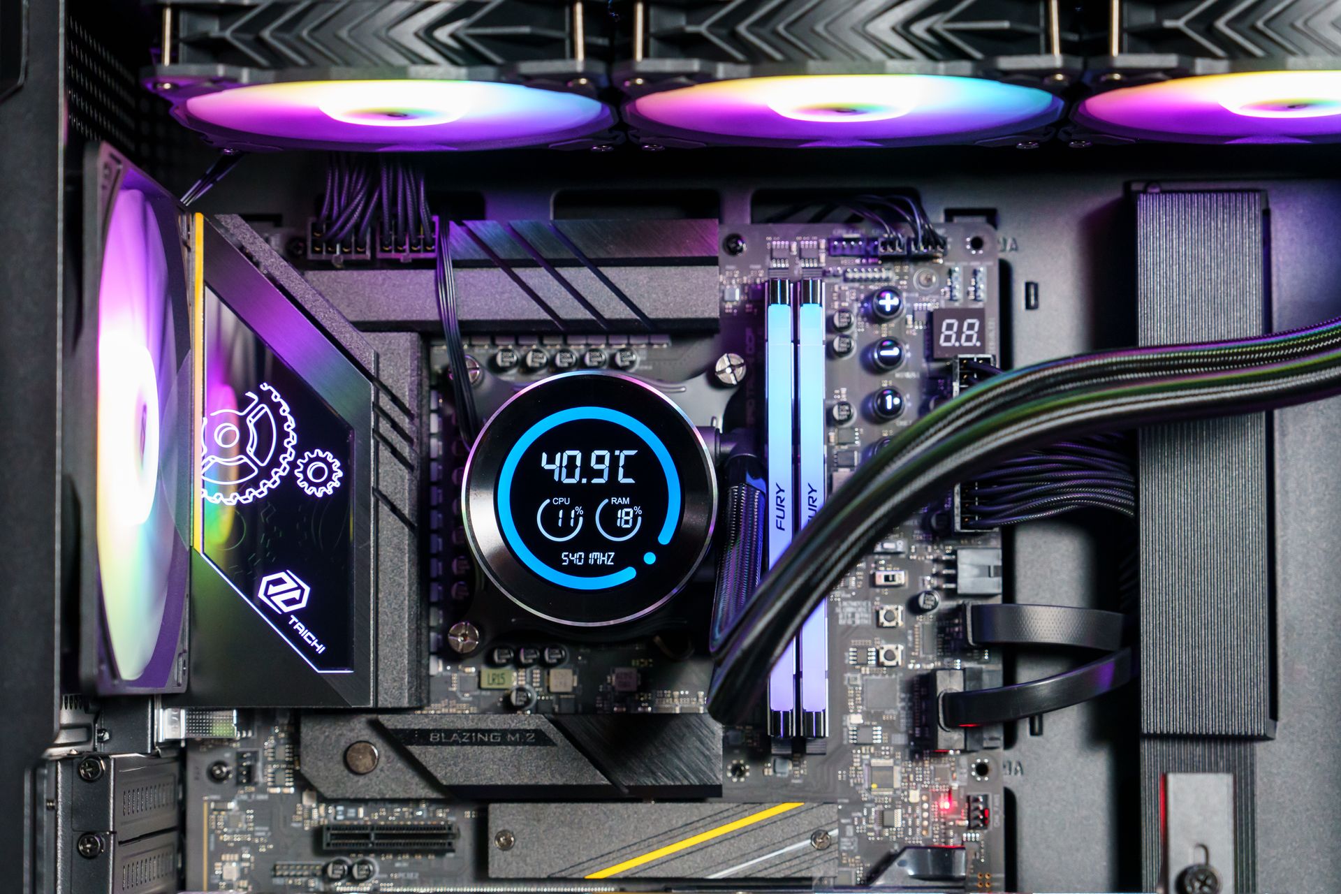 GAMFORCE2025 DN360D 冰旋峰 LCD 360mm (數位顯示屏)