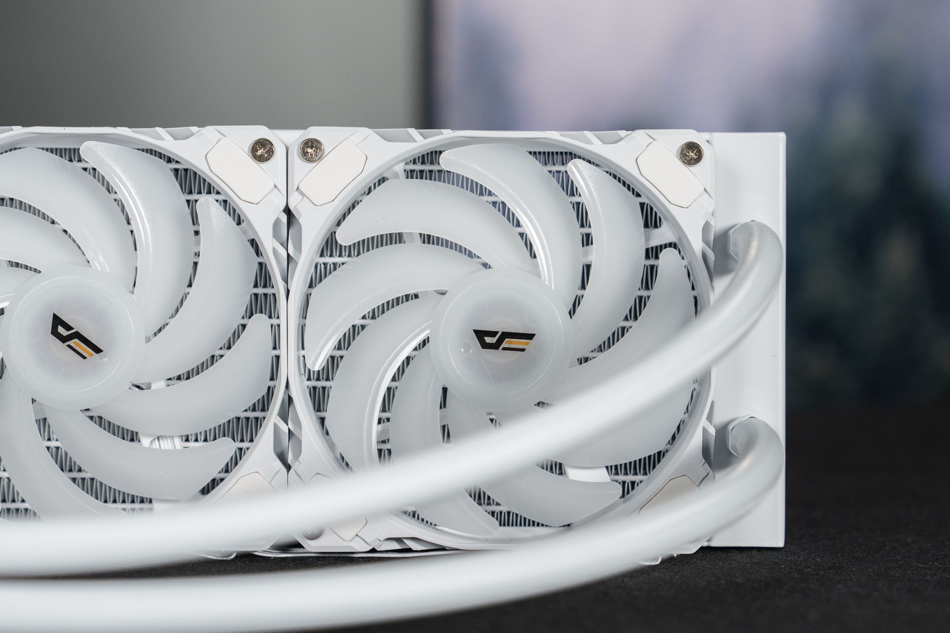 GAMFORCE2025 DN360D 冰旋峰 LCD 360mm (數位顯示屏)