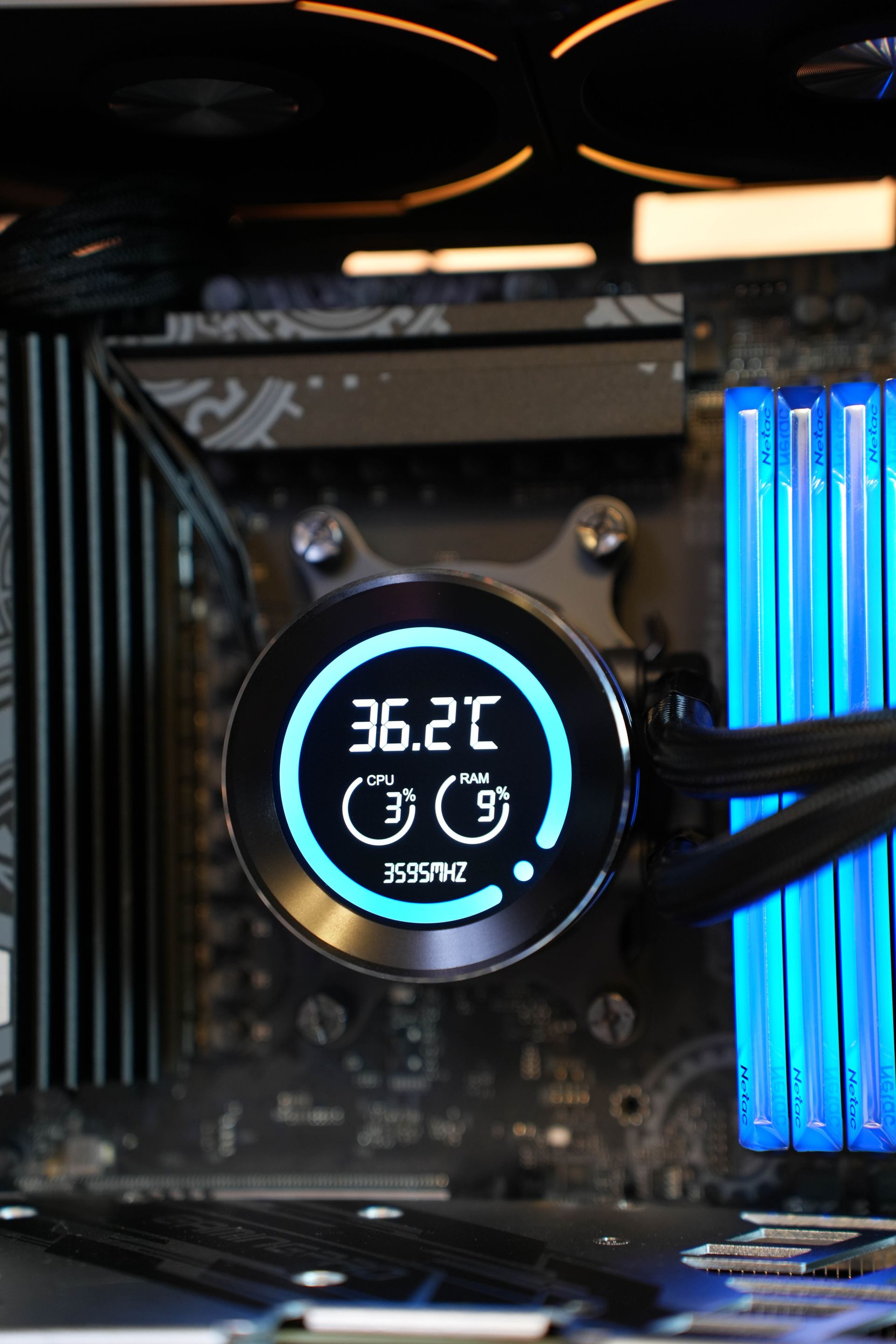 GAMFORCE2025 DN240D 冰旋峰 LCD 240mm (數位顯示屏)