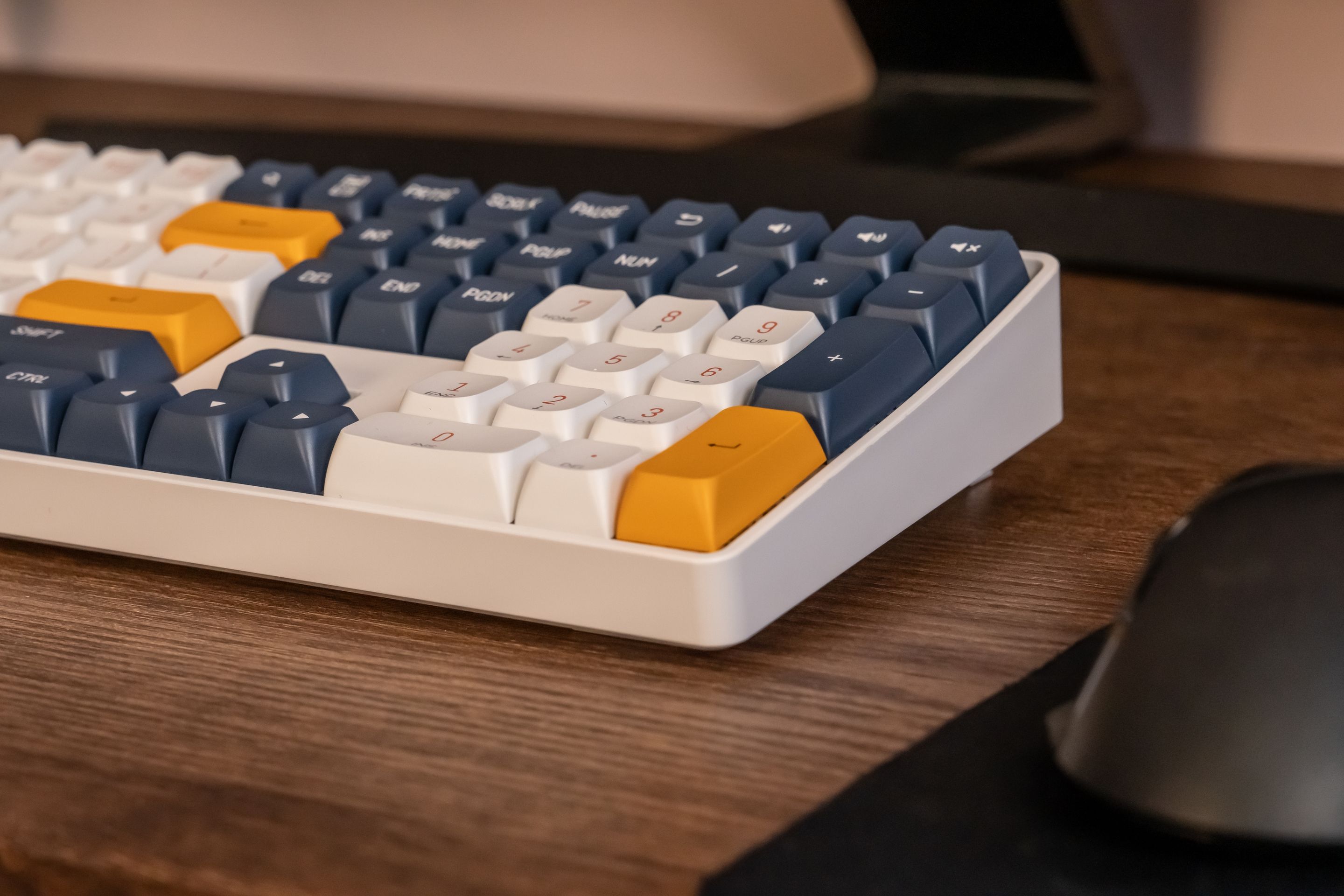 GAMFORCE2025 GD108 雙模機械鍵盤