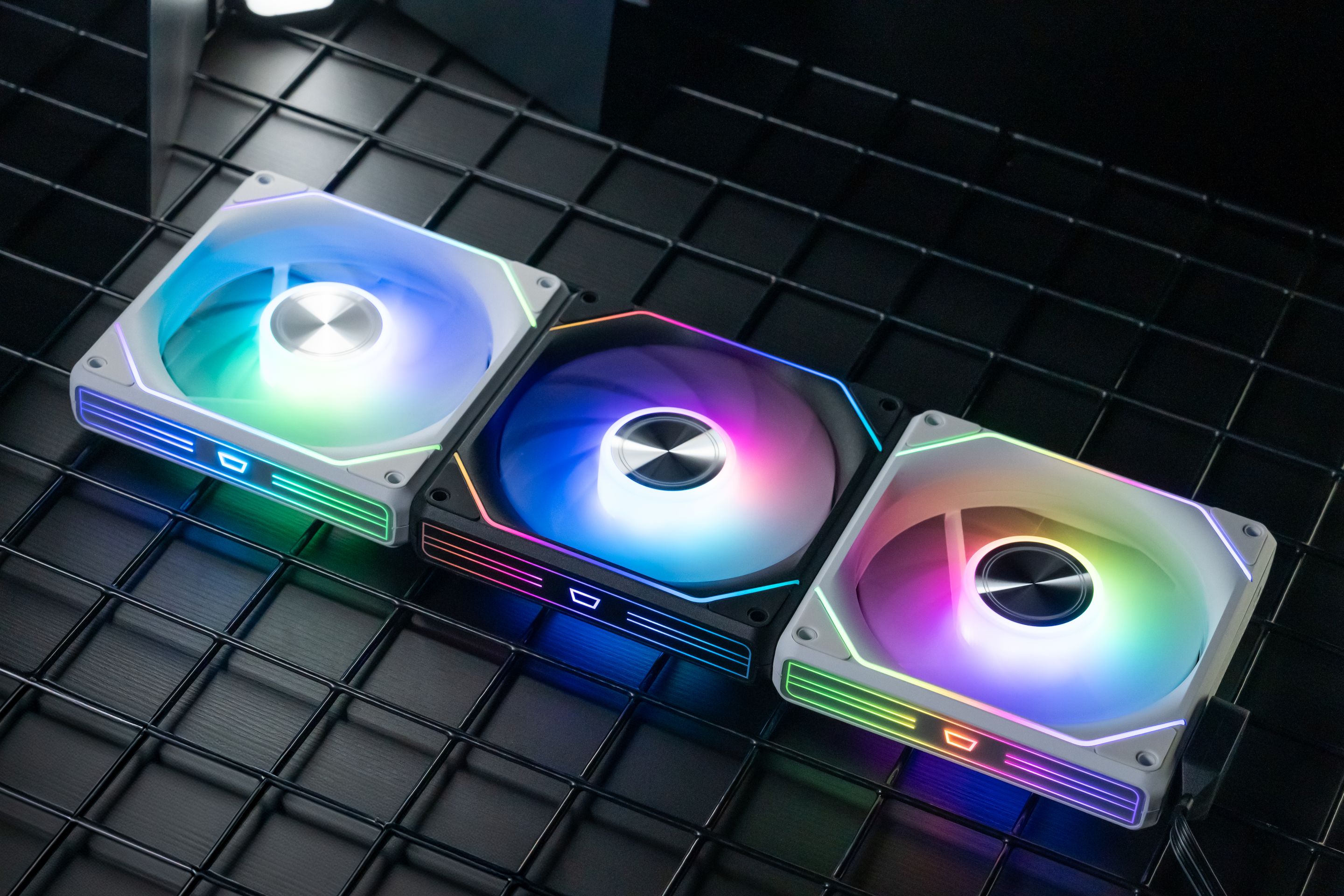 【買三送一】 G24 Gauss ARGB  磁軌風扇