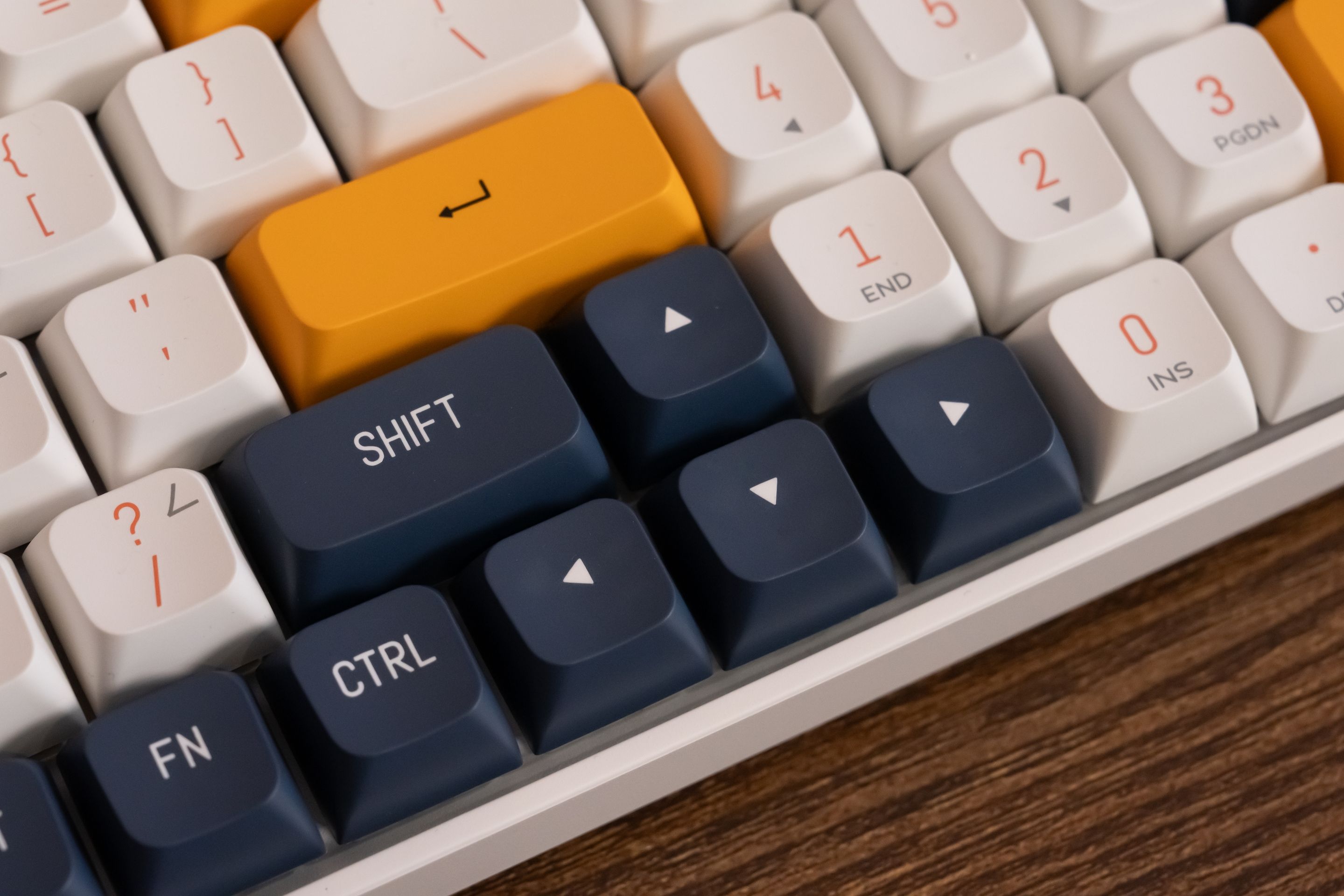 GAMFORCE2025 GD100 雙模機械鍵盤