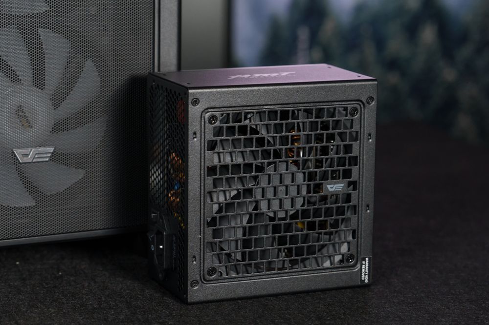 PMT 750W 電源供應器